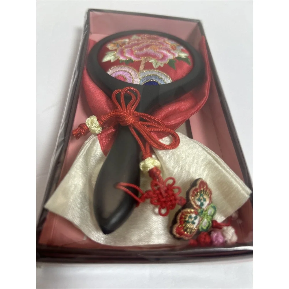 Embroidery Hand Mirror With‎ Peony Pattern New, Red